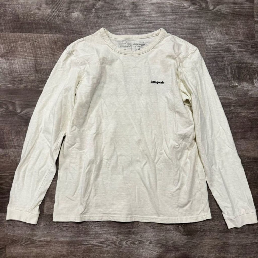 Patagonia Long Sleeve Shirt Size Medium
